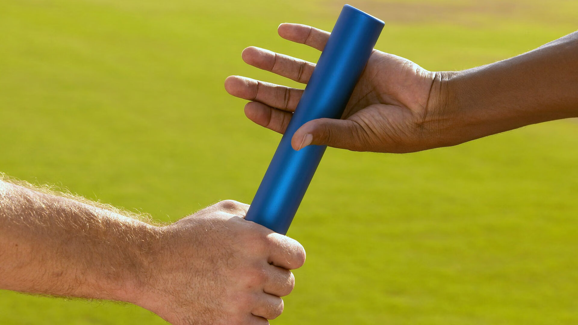 “马科斯·莫奇的全场调度与精准封堵,带领美洲狮队保持强大竞争力”